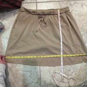 Women’s Green Tea Active Woven Skort (Shorts/Skirt) Pockets Stretch Tan Size XL